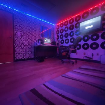 Kdp Studios - Spacious Studio - Recording & Rehearsal Studios Near Me - Montgomry Vlg, Maryland Kdp Studios - Spacious Studio - Recording & Rehearsal Studios Near Me - Montgomry Vlg, Maryland