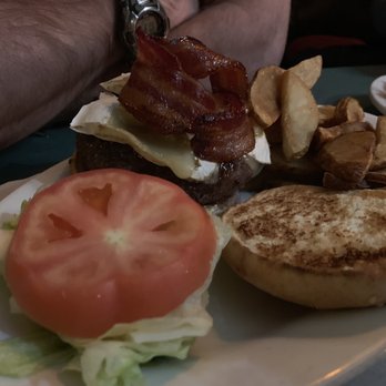Donovan's Pub - Special Burger with Candied Bacon and Brie, not bad - Burgers Near Me - Woodside, New York
