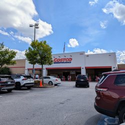 Outside Costco at Cumberland Mall. Storefront.