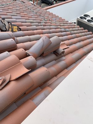 Zamarripa Roofing Logo