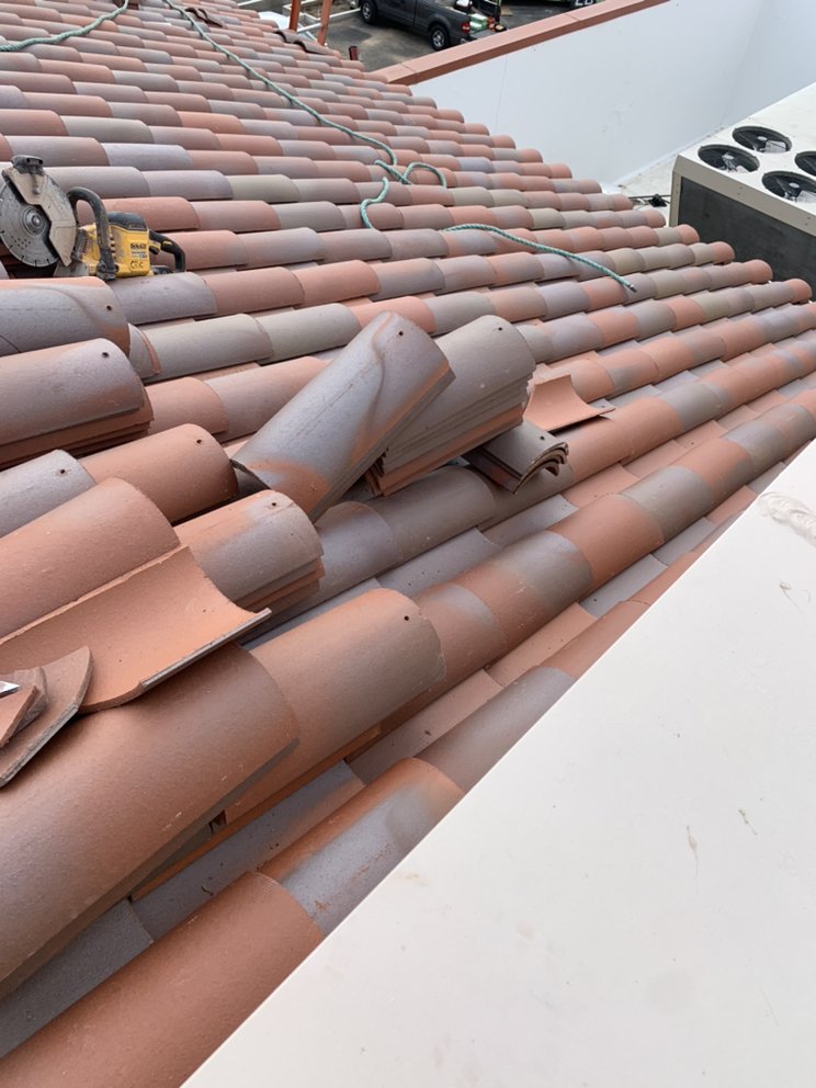 Slide of Zamarripa Roofing