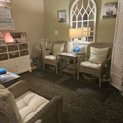 Sommer's Holistic Health - Footbath lounge