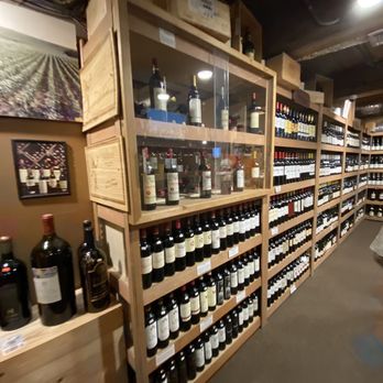 The Wine Bank - a wide selection of wines - Beer, Wine & Spirits Near Me - San Diego, California The Wine Bank - a wide selection of wines - Beer, Wine & Spirits Near Me - San Diego, California