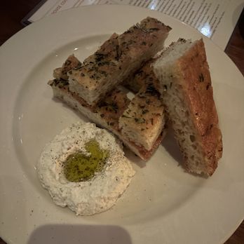 il Bracco - Housemade Focaccia - Italian Near Me - Dallas, Texas