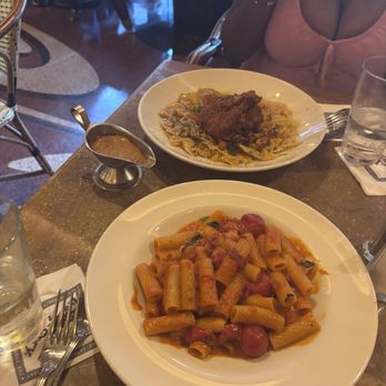 The Cheesecake Factory - Louisiana Chicken Pasta, Spicy Rigatoni Vodka - Desserts Near Me - Chicago, Illinois The Cheesecake Factory - Louisiana Chicken Pasta, Spicy Rigatoni Vodka - Desserts Near Me - Chicago, Illinois