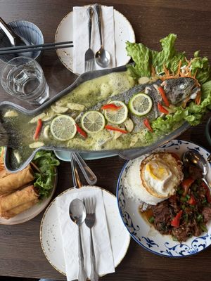 Thai Central Cuisine by null