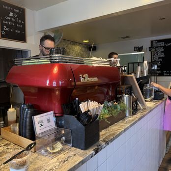Caliche Coffee Bar & Ranch Road Roasters - Coffee Roasteries Near Me - Fredericksburg, Texas