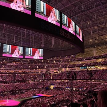SoFi Stadium - Wow - Stadiums & Arenas Near Me - Inglewood, California SoFi Stadium - Wow - Stadiums & Arenas Near Me - Inglewood, California