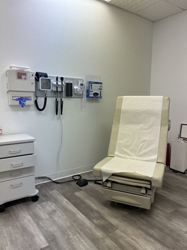 Calderon Medical Group - patient advocate in Las Vegas, NV