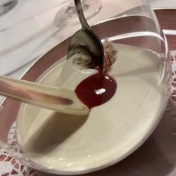 Blaue Quelle - Smooth, creamy, chocolate mousse.