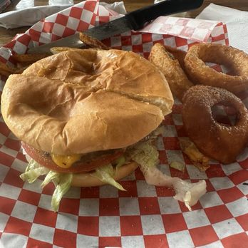 Al's Hamburgers - Al's classic cheese burger with split order of fries and onion rings - Burgers Near Me - Arlington, Texas Al's Hamburgers - Al's classic cheese burger with split order of fries and onion rings - Burgers Near Me - Arlington, Texas