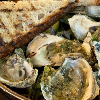 Arthouse - Chat-broiled oysters - American Near Me - Aurora, Illinois