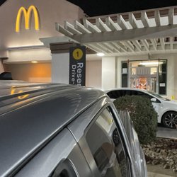 McDonald's - Me just sitting in a very NOT busy Mc Donald's stall waiting 10 minutes.