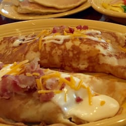 Lenny's Pancake House - Breakfast Crepes......very good and enough for two!!!