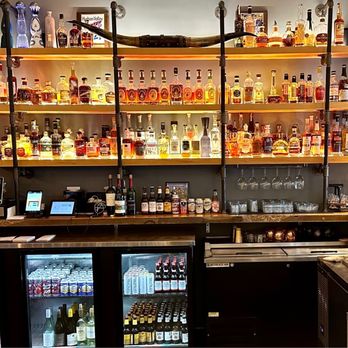 Handsome Devil - Bourbon bar - Barbeque Near Me - Newburgh, New York
