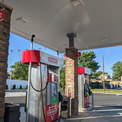 Moore's Sunoco