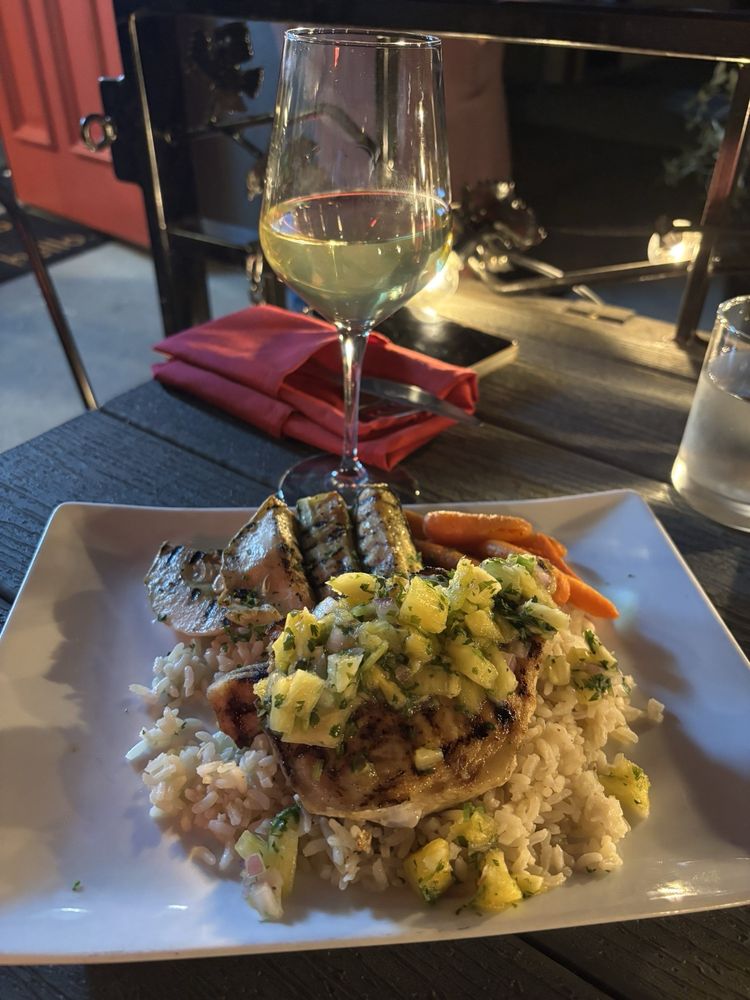 Paso Terra Bistro Logo