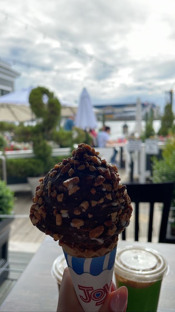 DESSERT FIRST Updated September 2024 100 Photos & 62 Reviews 433