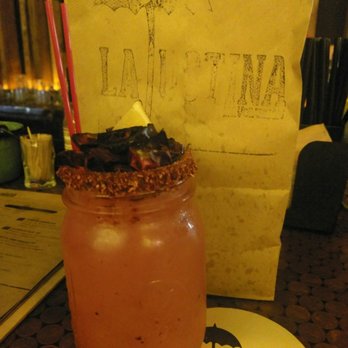 La Justina - Labios rojos - Mexican Near Me - Tijuana, BCN