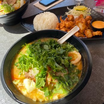 Rockin' Ramen - Spicy Rockin ramen, chicken karage, chashu bowl wi the sliced pork belly - Ramen Near Me - Temecula, California