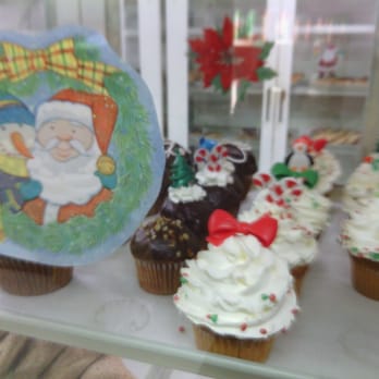 Artemio's Bakery - Yummy - Bakeries Near Me - Chicago, Illinois