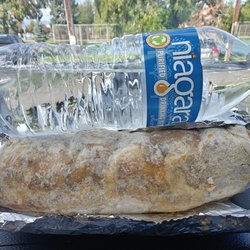 Ahi Con Oscar - Size of the big boi breakfast