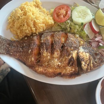 Pupuseria La Familiar - Pescado frito - Salvadoran Near Me - Wheaton, Maryland