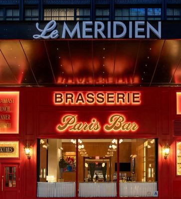 Paris Bar by null