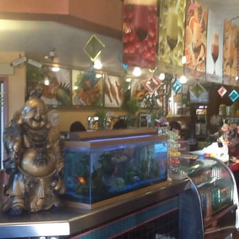 Dao's Tai Pan's - Counter,take out,cashier and nice to look at - Vietnamese Near Me - Tucson, Arizona Dao's Tai Pan's - Counter,take out,cashier and nice to look at - Vietnamese Near Me - Tucson, Arizona