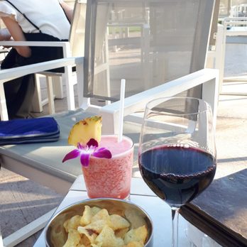 House Without A Key - Complimentary chips - Seafood Near Me - Honolulu, Hawaii