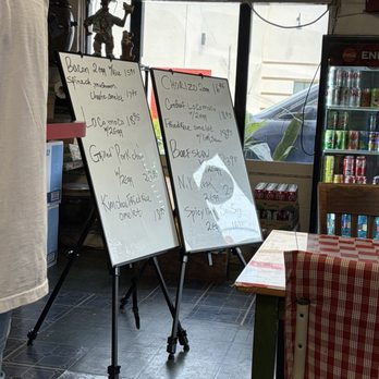 Harry's Café - Breakfast & Brunch Near Me - Honolulu, Hawaii Harry's Café - Breakfast & Brunch Near Me - Honolulu, Hawaii