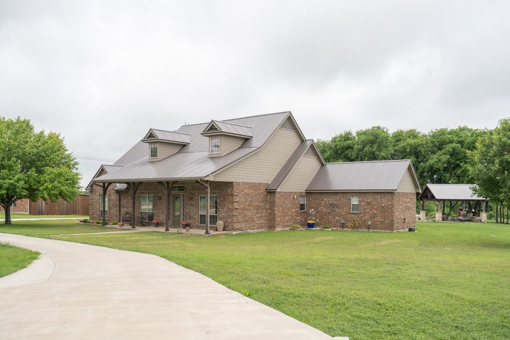 Slide of Texas Metal Master