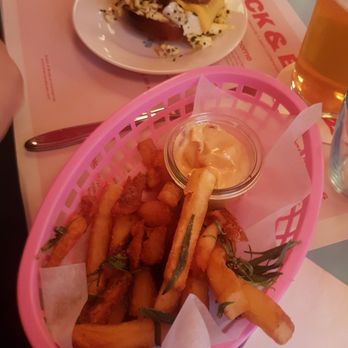 Snack & Blues - American Near Me - Copenhagen, 84 Snack & Blues - American Near Me - Copenhagen, 84
