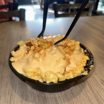 Slappin Chick - Astoria - Chicken Shop Near Me - City, New York Slappin Chick - Astoria - Chicken Shop Near Me - City, New York