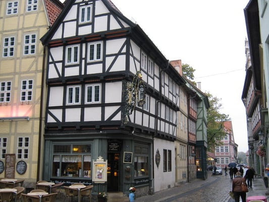 Café to Roland by null