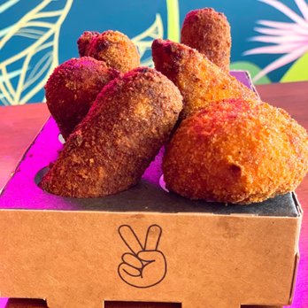 Dos Croquetas - Bakeries Near Me - Miami, Florida