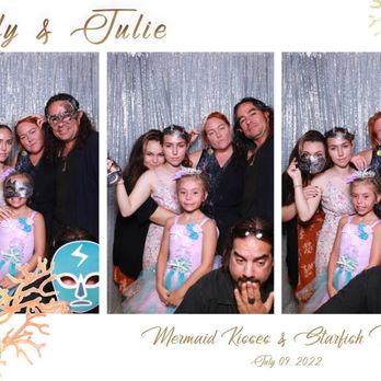 Mirror Touch Photo Booth - Family photos - Photo Booth Rentals Near Me Mirror Touch Photo Booth - Family photos - Photo Booth Rentals Near Me