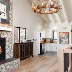 Eagle Peak Cabin