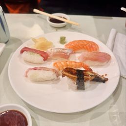 Sushi Combo A Sushi Combo A