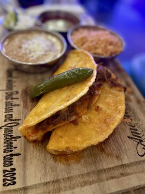 AMELIAS MEXICAN KITCHEN by null