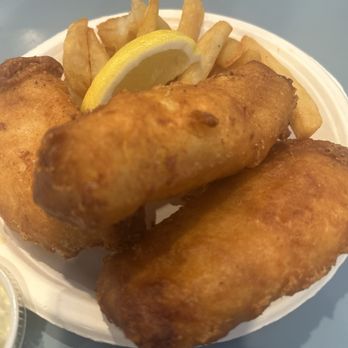 Cook's Seafood - Another view point of 3 cod fish n chips Very thick and moist and not salty and Crinkle fries were a great pairing $19.99.. - Seafood Near Me - Menlo Park, California