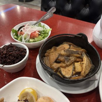 Au Lac - Claypot Fish - Vietnamese Near Me - Fountain Valley, California Au Lac - Claypot Fish - Vietnamese Near Me - Fountain Valley, California