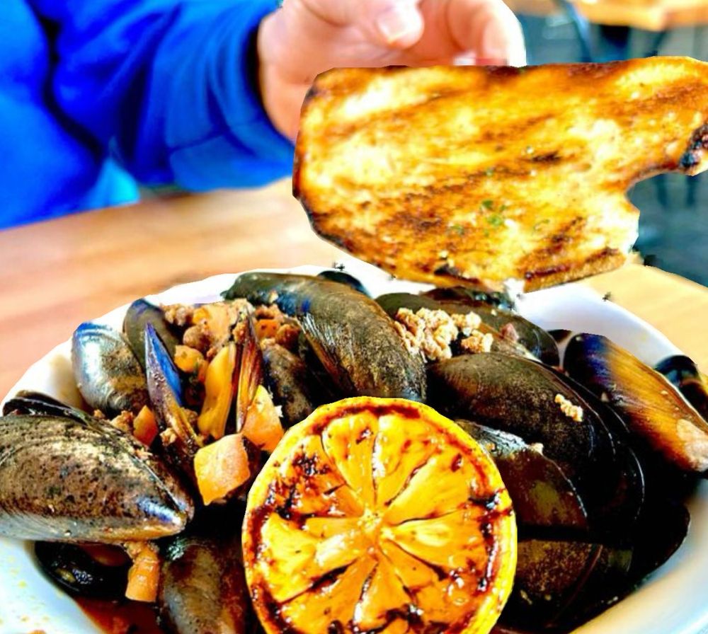 Superfly Martini Bar and Grill