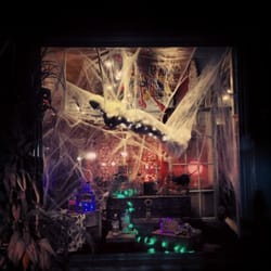 JW Graham - Halloween window, wicked week and 1/2