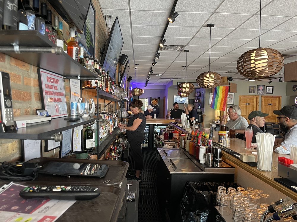 SHAKERS ON CLARK Updated October 2024 72 Photos & 37 Reviews 3162