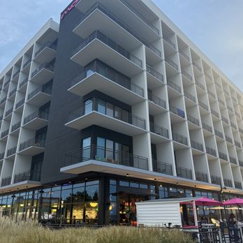 Moxy Virginia Beach Oceanfront - Outside - Hotels Near Me - Virginia Beach, Virginia Moxy Virginia Beach Oceanfront - Outside - Hotels Near Me - Virginia Beach, Virginia