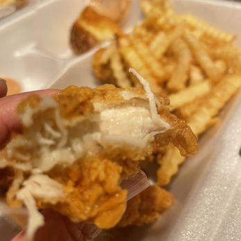 Raising Cane's Chicken Fingers - Fast Food Near Me - Henderson, Nevada Raising Cane's Chicken Fingers - Fast Food Near Me - Henderson, Nevada