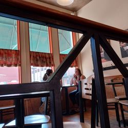 Pickerman's Soup And Sandwiches - Window seating