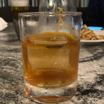 Earls Kitchen + Bar - Old fashioned with root beer bitters - New American Near Me - Boston, Massachusetts