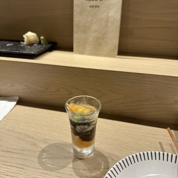 Akami Sushi - Oyster shooter 10/10 - Sushi Bars Near Me - Arcadia, California